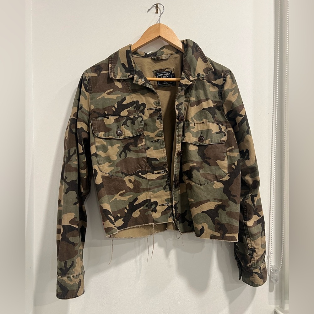 Abercrombie and Fitch Camo Cropped Jacket